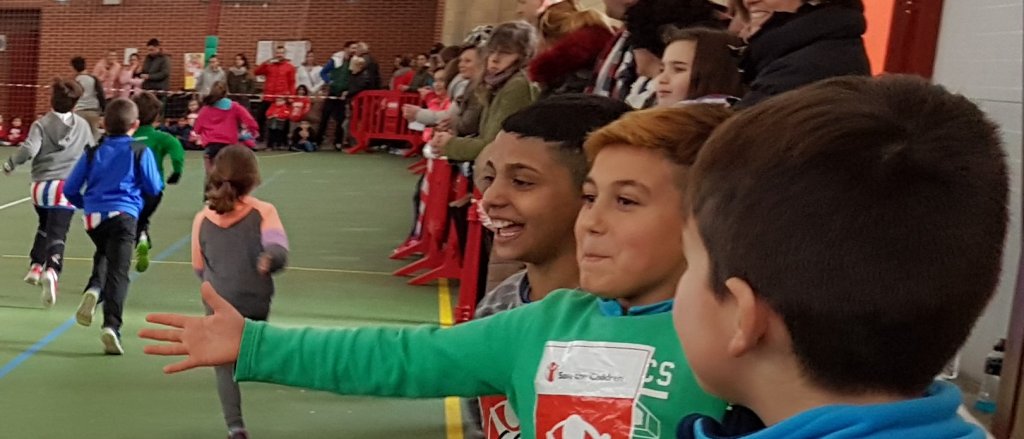 13-carrera-solidaria-colegio-francisco-fernandez-canciences-1.jpg 13-carrera-solidaria-colegio-francisco-fernandez-canciences-1.jpg