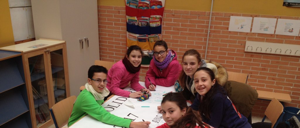 13-carrera-solidaria-colegio-jacaranda-1.jpg 13-carrera-solidaria-colegio-jacaranda-1.jpg