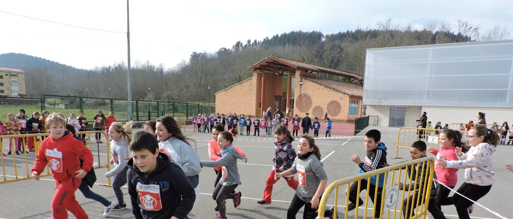 13-carrera-solidaria-colegio-mies-de-vega-3.jpg 13-carrera-solidaria-colegio-mies-de-vega-3.jpg
