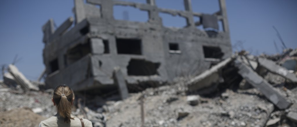 rs101770_destroyed_homes_in_shujaiyya_-_one_of_the_most_badly_affected_neighbourhoods.jpg rs101770_destroyed_homes_in_shujaiyya_-_one_of_the_most_badly_affected_neighbourhoods.jpg