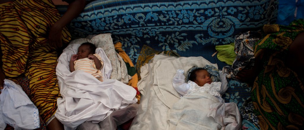 rs30730_ivory_coast_medicine-10-lpr.jpg rs30730_ivory_coast_medicine-10-lpr.jpg
