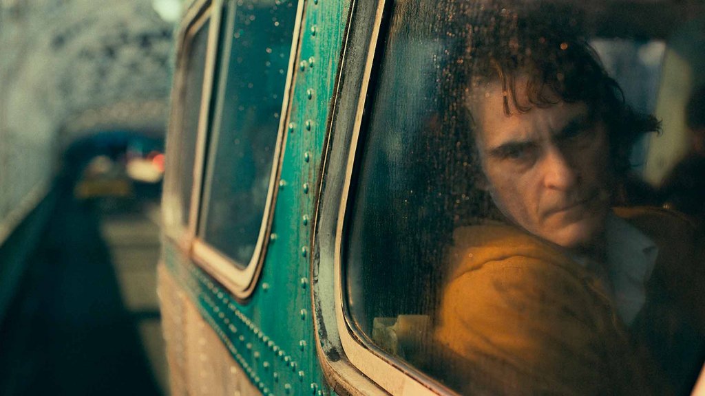Joker-Official-Images-19 Joker-Official-Images-19
