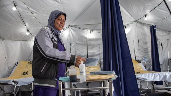 Clínica médica en Gaza