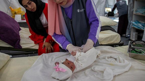 Clínica médica en Gaza