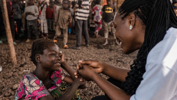 nuestro trabajo en emergencias con niñas