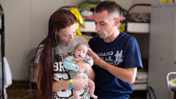 Antonina y Andriy con su niña_Ucrania