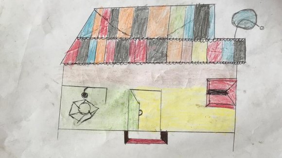 Faizal dibuja su casa antes del cicón y después del ciclón