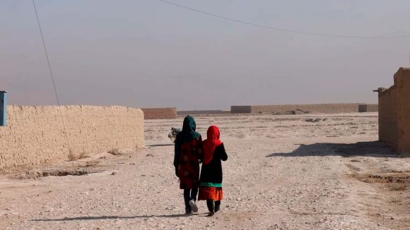 Emergencia en Afganistán: causas y consecuencias para su infancia
