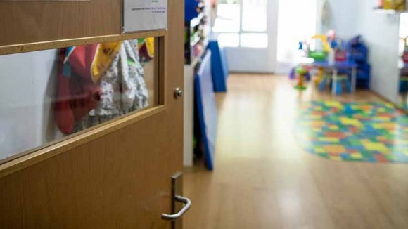 Barnahus, una casa para proteger a niños víctimas de abusos Una Barnahus, para proteger a niños víctimas de abusos