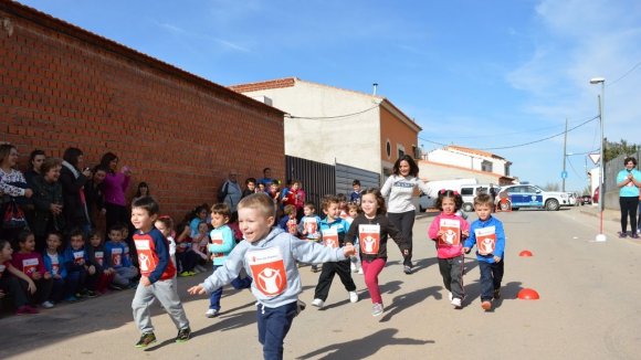 kilometros_de_solidaridad_ceip_javier_paulino_1.jpg kilometros_de_solidaridad_ceip_javier_paulino_1.jpg