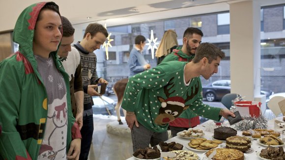 galletas-navidad-oficina-christmasjumperday.jpg