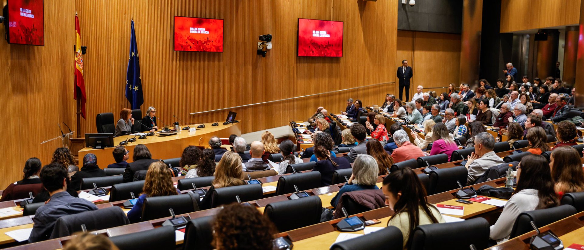 Presentación en el Congreso del informe 'No a la guerra contra la infancia'