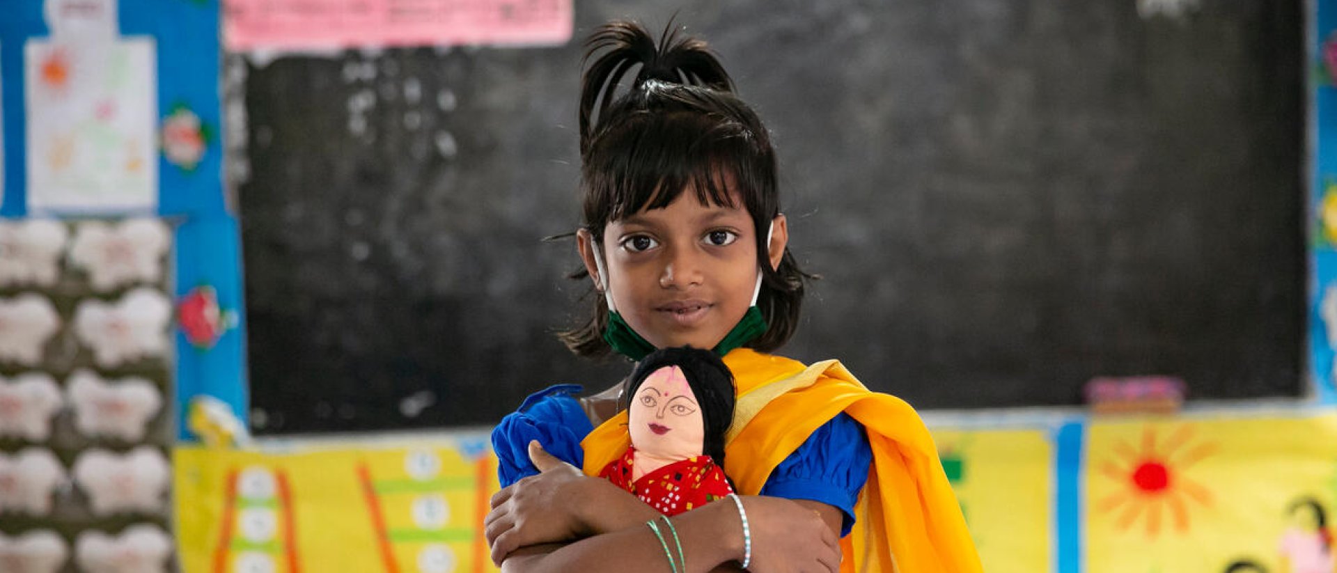 Amina, 6 años - Ayuda en Babgladés
