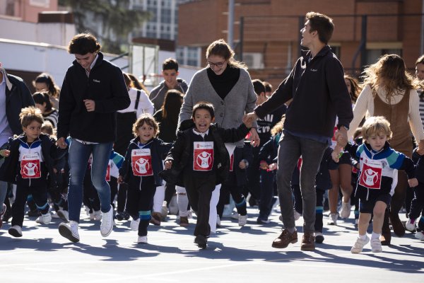 El colegio Pureza de María celebra la carrera solidaria de Save the Children. (©Save the Children/Pablo Blázquez) El colegio Pureza de María celebra la carrera solidaria de Save the Children. (©Save the Children/Pablo Blázquez)