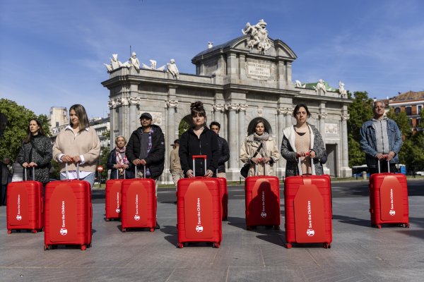 Save the Children sale a la calle para pedir que la infancia deje de ser un objetivo de guerra 