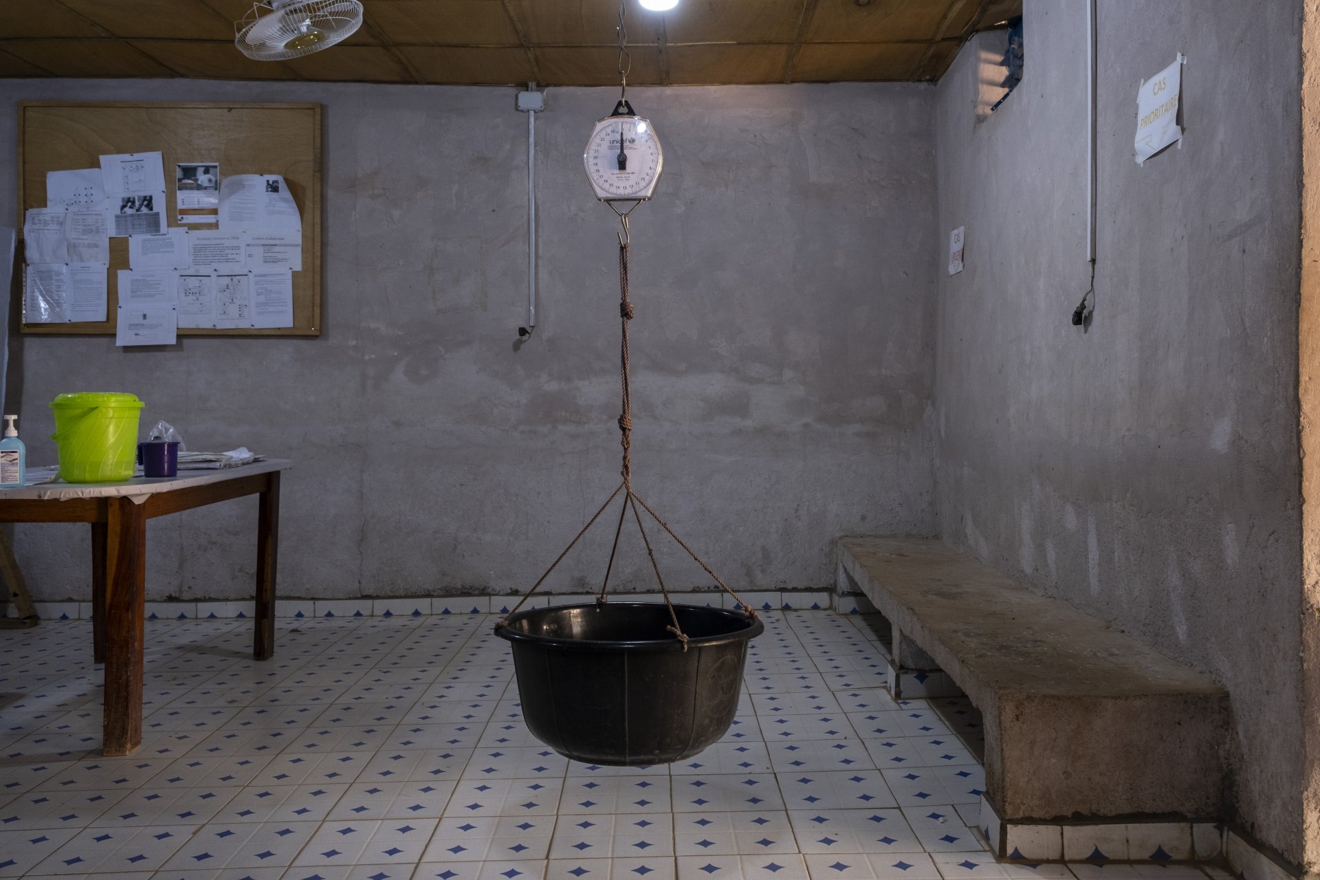 100.000€ 100.000€ podrían apoyar un Centro de Estabilización en Somalia con una capacidad de 70 camas durante 12 meses para dar atención hospitalaria vital para niños menores de 5 años con desnutrición aguda severa y complicaciones médicas.