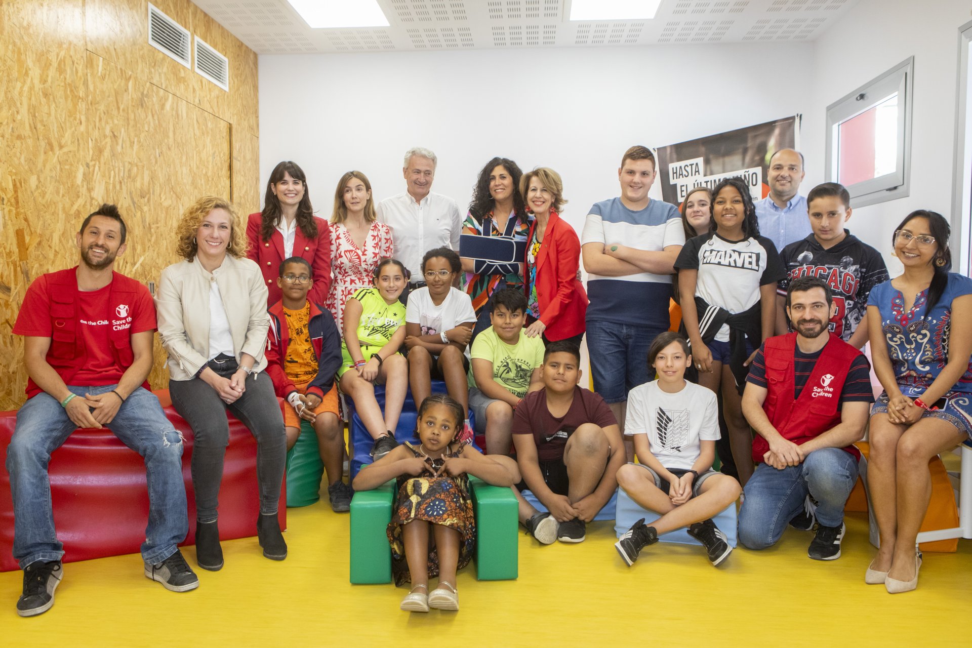 Encuentro entre candidatos y candidatas al Ayuntamiento de Sevilla y niños y niñas de Save the Children