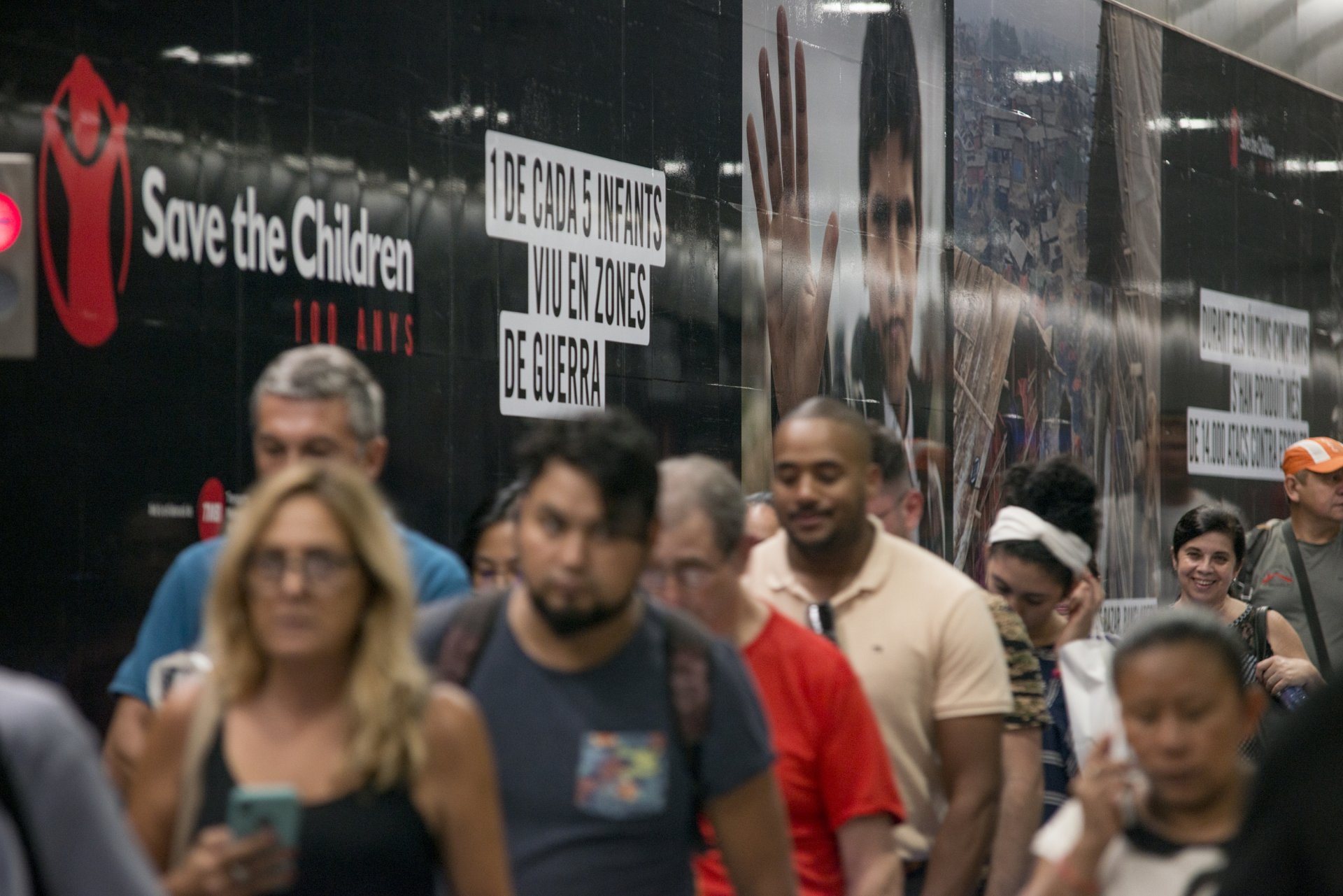 Exposición No a la guerra contra la infancia