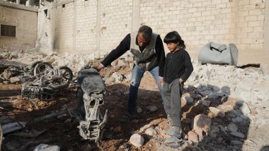 Diaa y su hijo_Siria