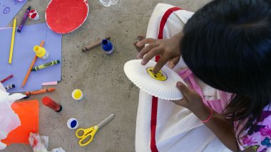 Espacio seguro para la infancia - Una niña en México tras un huracán