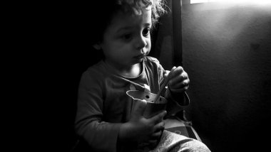pobreza-infantil-esp_mingovenero-01.jpg